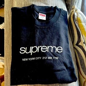 Supreme Shop Tee